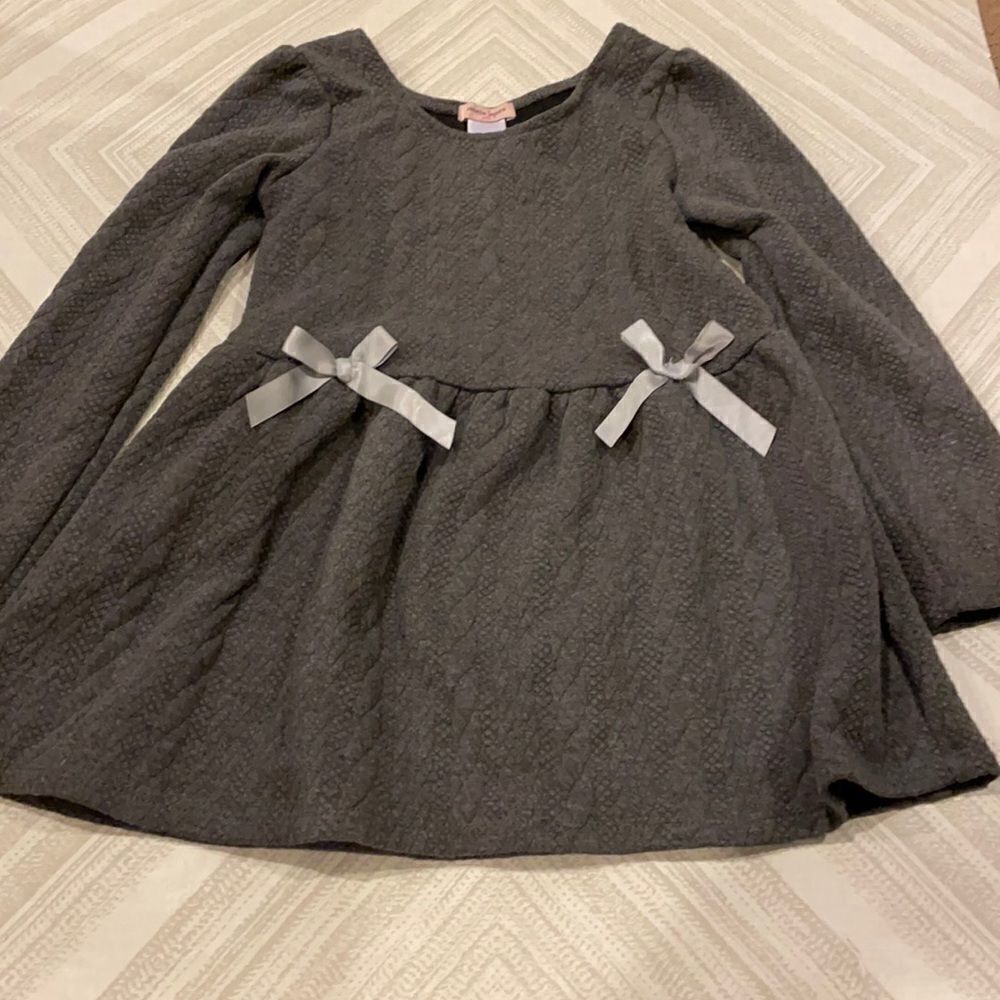 Nanette Lepore Girls Grey Textured Long Sleeve with Two Bows Dress